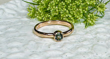 Load image into Gallery viewer, Green Tourmaline Ring
