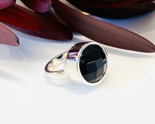 Load image into Gallery viewer, Super Hero Ring  in Onyx
